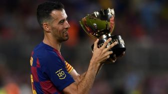 Selain Luis Suarez, Koeman Juga Siap Tendang Busquets dan Jordi Alba