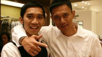 AHY Unggah Foto Bareng Ibas Semasa Muda, Warganet Auto Gemas