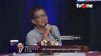 Mosi Tak Percaya Rakyat, Rocky Gerung: Go To Hell Keterangan Jokowi