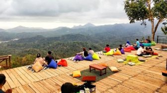 Bak Ngopi di Atas Awan, Begini Indahnya View Coffee Angkasa Kulon Progo