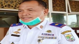 Warga Jalinbon Gigit Jari, Dishub Tak Berwenang Tindak Pengendara Truk