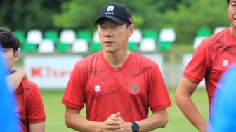 Pemain Timnas Indonesia U-18 Dipukul Saat Tanding, Shin Tae-yong Tidak Masalah