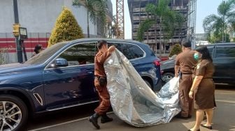 Kejagung Bongkar Mobil Mewah Jaksa Pinangki, Isinya Mengejutkan