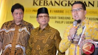 Profil Abdul Gafur, Mantan Menpora