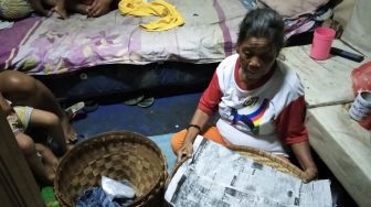 Dompet Plus Dagangan Dibawa Kabur Perempuan Misterius, Mbah Waginem Berdoa Begini....