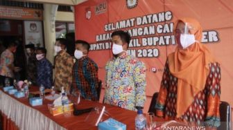 Sehari KPU Samarinda Langsung Terima Dua Berkas Pendaftaran Paslon