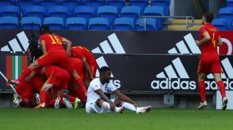 Raih Kemenangan Tanpa Gareth Bale, Giggs Angkat Topi buat Pemain Muda Wales