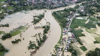 Foto udara banjir merendam Nagari Taram, Kecamatan Harau, Kabupaten Limapuluhkota di Sumatera Barat, Sabtu (5/9/2020).  [ANTARA FOTO]