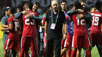 Alfred Riedl Meninggal Dunia, Piala AFF 2010 Momen Terbaik Bersama Timnas