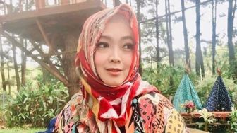 Bisnis Rina Gunawan Ternyata Sudah Ditekuni Sejak 1992, Langganan Artis