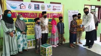 LPPM BIMa Berikan Bantuan dan Maksimalkan Dapur Bude untuk Bantu Masyarakat