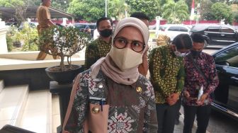 Banten Terapkan PSBB, Bupati Iti Optimalkan Perbup Adaptasi Kebiasaan Baru