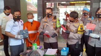 Dendam Suka Dicela-cela saat Main Game, Imron Bunuh Rekannya Pakai Palu
