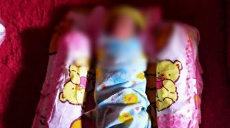 Kronologi Penemuan Bayi di Tangerang: Dimasukkan ke Kresek, Ari-ari Nempel