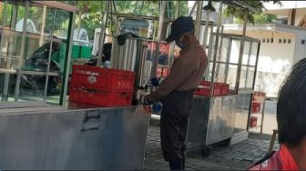 Banyak Didatangi Orang yang Tak Salat, Masjid Sragen Ini Tetap Buka 24 Jam