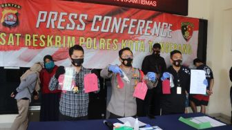 Gila! 3 Detik untuk Beraksi, Dua Pria Asal Lampung Ini Curi 1.080 Motor!