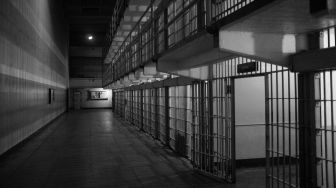 Terpidana Kasus Penipuan Dieksekusi ke Lapas Cipinang