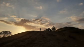 Foto Sunrise Terbaik di Bromo? Cuma di Sini Tempatnya