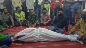 Dituduh Santet Tetangga, Warga Sampang Ini Disumpah Pocong