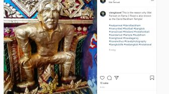 Pesona Patung David Beckham Berlapis Emas di Kuil Thailand