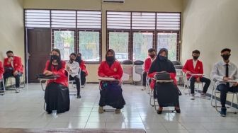 Unhas Tarik Mahasiswa KKN Profesi Kesehatan di Jeneponto Karena Terpapar Covid-19