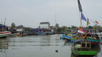 Nelayan Kesulitan Melaut, Produksi Ikan Asin Menurun