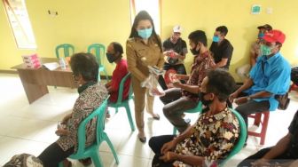 Tak Denda, Bupati Landak Kalbar Minta PNS Jangan Layani Warga Tak Bermasker