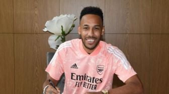 Resmi Perpanjang Kontrak di Arsenal, Ini yang Jadi Pertimbangan Aubameyang