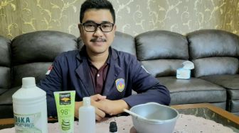 Mahasiswa KKN-T UPGRIS Memberi Edukasi Pembuatan Hand Sanitizer