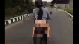 Polisi Sudah Jumpai Wanita yang Pamer Daleman Sambil Naik Motor