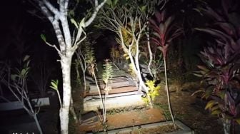 Bikin Merinding, Kuburan Sutarno Dibongkar Tali Pocongnya Hilang
