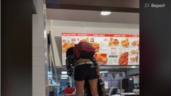 Viral! Perempuan Tak Pakai Masker Ngamuk Minta Makan di KFC