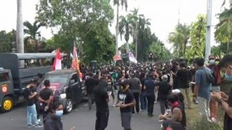 Pendukung Demo Lagi Nuntut JRX Dibebaskan, Hakim: Silakan Saja