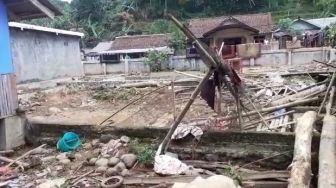 BPBD: Ada 40 Kampung di Bogor Terdampak Bencana Longsor dan Banjir