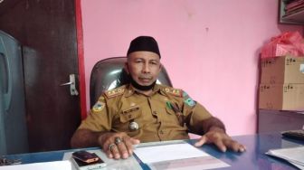 Camat Tingsel Minta Kades Untuk Sosialisasikan Perbup 23 Tahun 2020 
