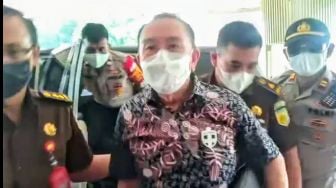 Tak Diborgol saat Tiba di Kejagung, Djoko Tjandra: Mau Jalan-jalan