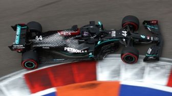 Mercedes Bidik Gelar Juara Dunia Konstruktor Ketujuh di Imola