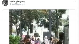 Diduga Malu Lihat Pacarnya Main TikTok, Ekspresi Pemuda Ini Jadi Sorotan