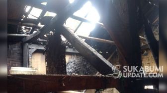 Ditinggal Pergi, Rumah di Bantargadung Sukabumi Hangus Terbakar