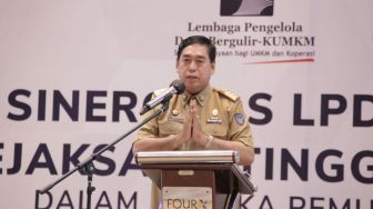 Abdul Hayat Lantik Dewan Pengurus Daerah Perempuan Indonesia Maju Provinsi Sulsel