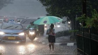 Hujan Ringan-Lebat Landa Sejumlah Wilayah di Riau hingga Malam Nanti