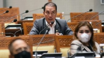 DPR Ingatkan Tiga UU yang Belum Dibawa ke Sidang Paripurna