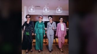 Viral di TikTok, Grup Nenek-Nenek Modis Tampil Kayak Model Profesional