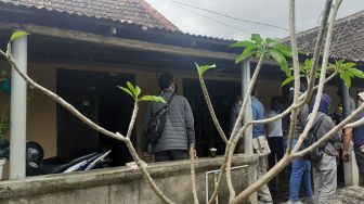 Detik-detik Densus 88 Geledah Rumah Terduga Teroris di Gunungkidul