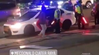 Viral Video Tutup Paksa McD di Tangsel Gegara Bikin Macet, Polisi: Hoaks!