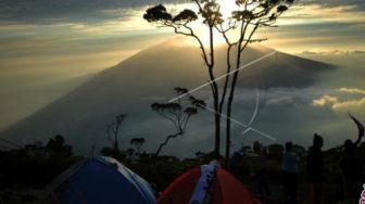 Cegah Corona, Nagari Pandai Sikek Tutup Jalur Pendakian Gunung Singgalang