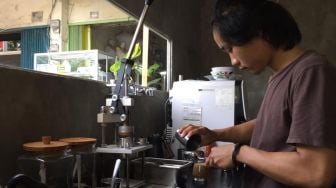 Diterpa Pandemi, Begini Siasat Pengusaha Kedai Kopi di Palembang Bertahan