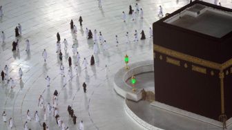 Tetap Berangkatkan Jemaah Umrah, Amphuri Ditegur Kemenag