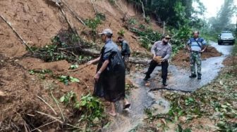 Satu Kampung di Lebak Banten Terisolir karena Diterjang Longsor