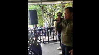 Kilah Wali Kota Bogor Bima Arya Dangdutan Tak Pakai Masker: Jaga Jarak